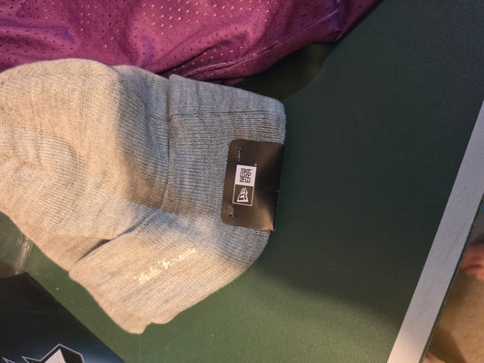Newera Supreme grey camo beanie