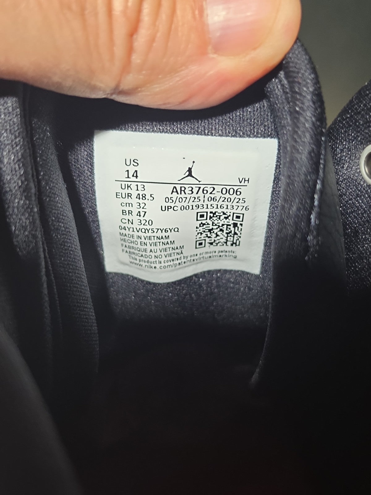 Size 14 - Air Jordan Access Bred