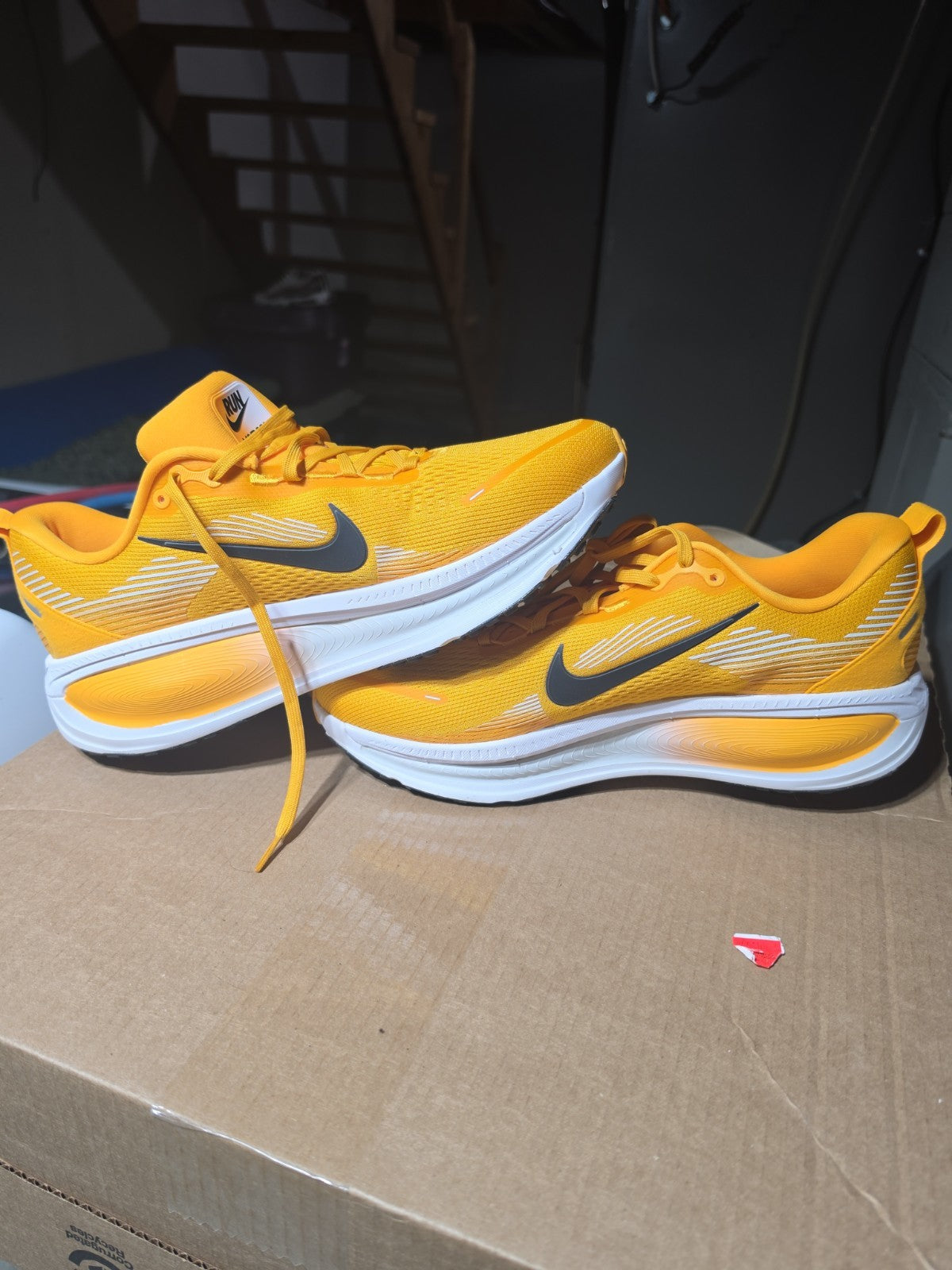 NIKE VOMERO 18 TB
