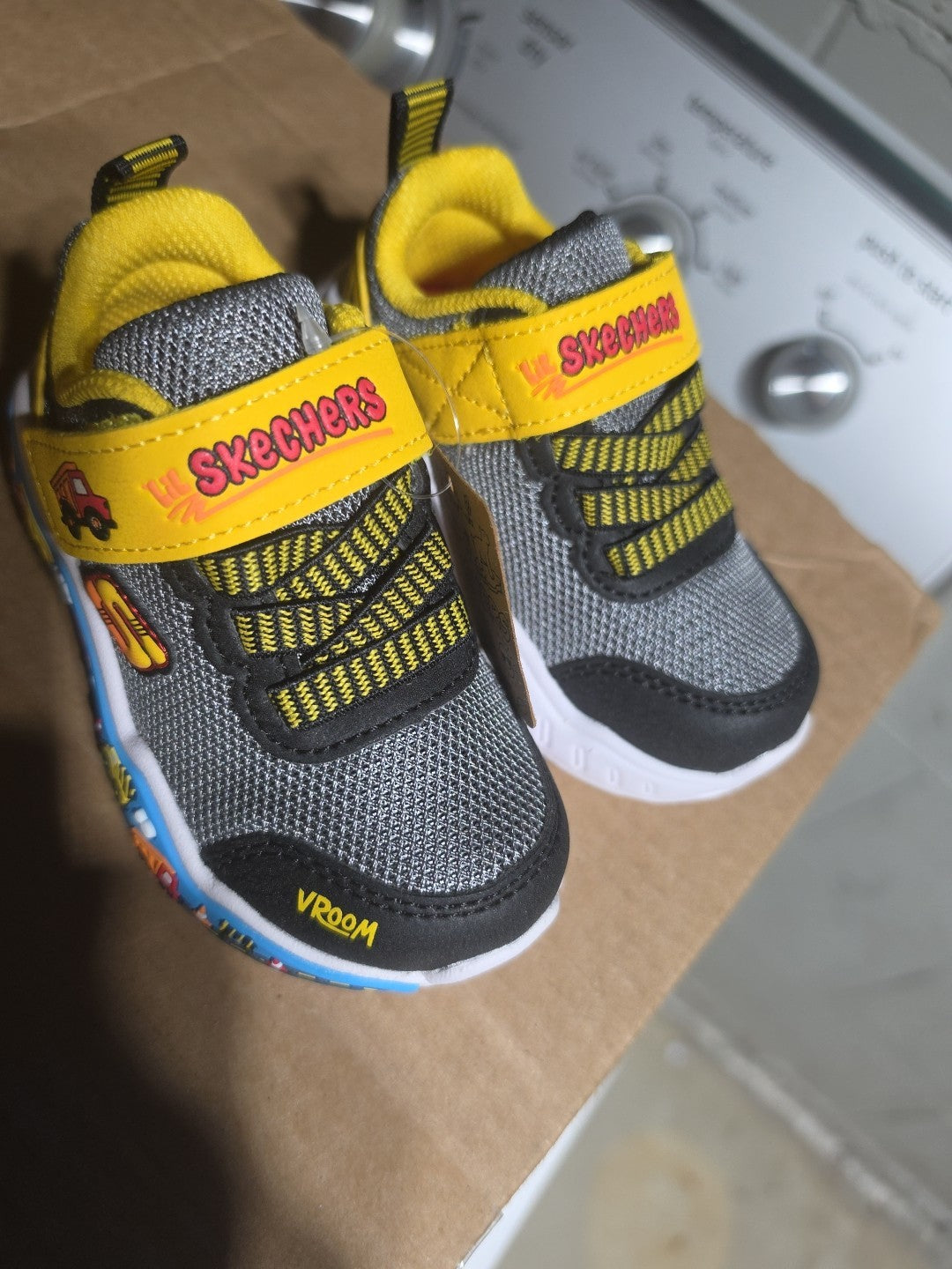 SKECHERS TODDLER 5C