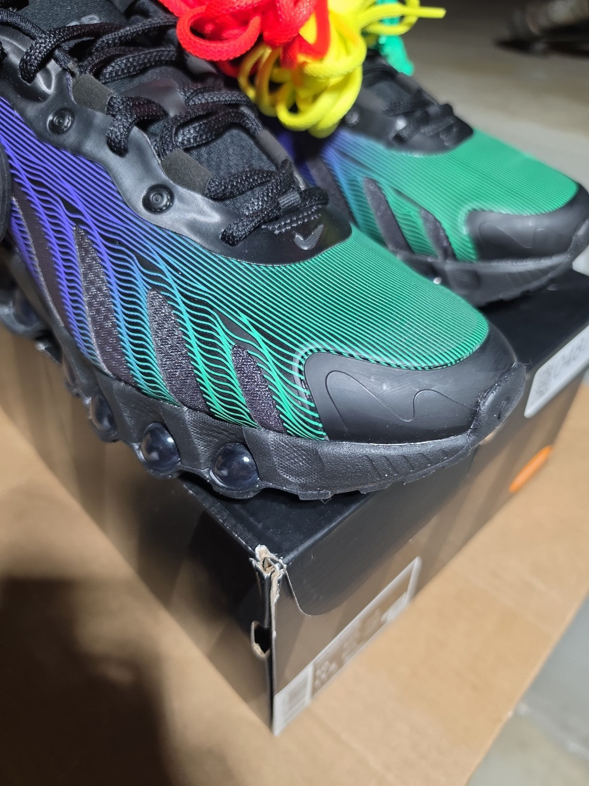 Size 10 - Victor Victor x Nike Air Max DN8 NYC