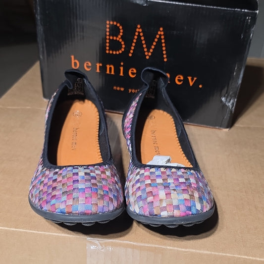 Bernie Mev BM Multicolor Woven Comfort Flats Women's Size 7.5/38