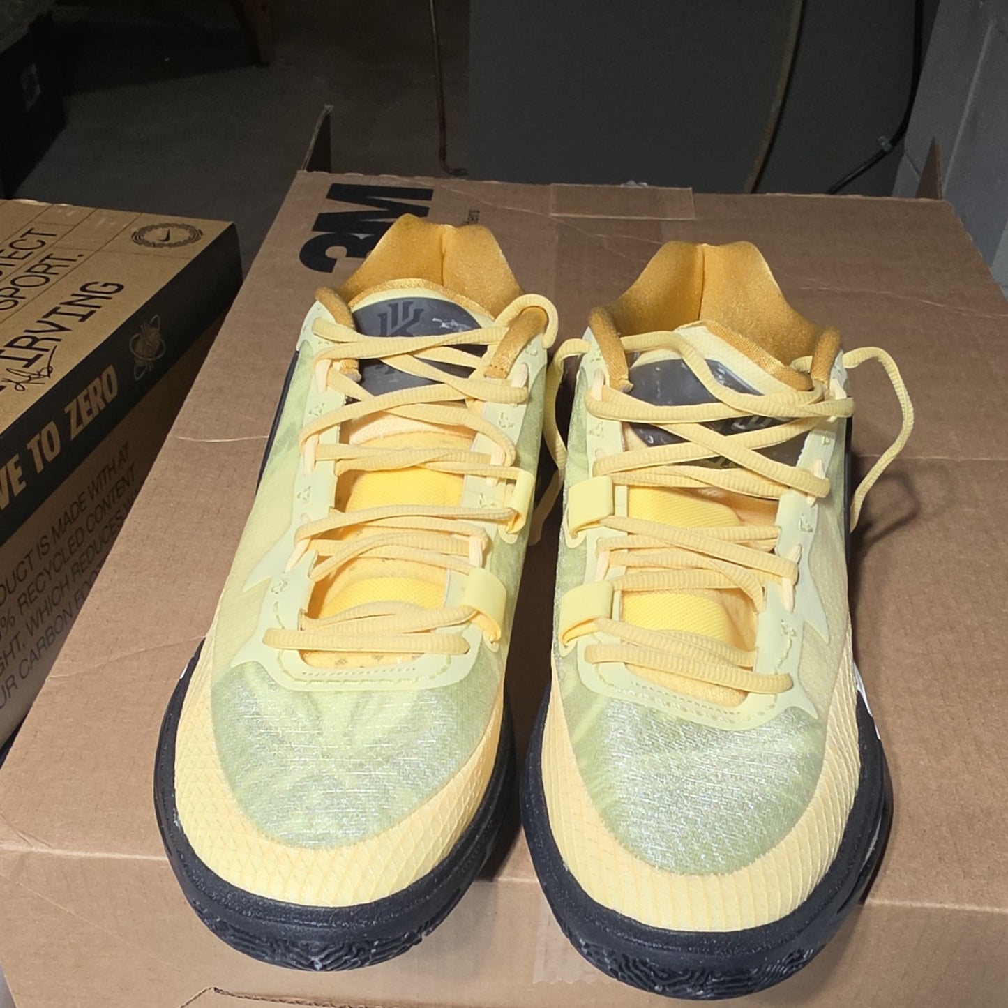 Nike Kyrie 8 Citron Tint Leopard Yellow Black Men's Basketball Shoes DJ6017-800
