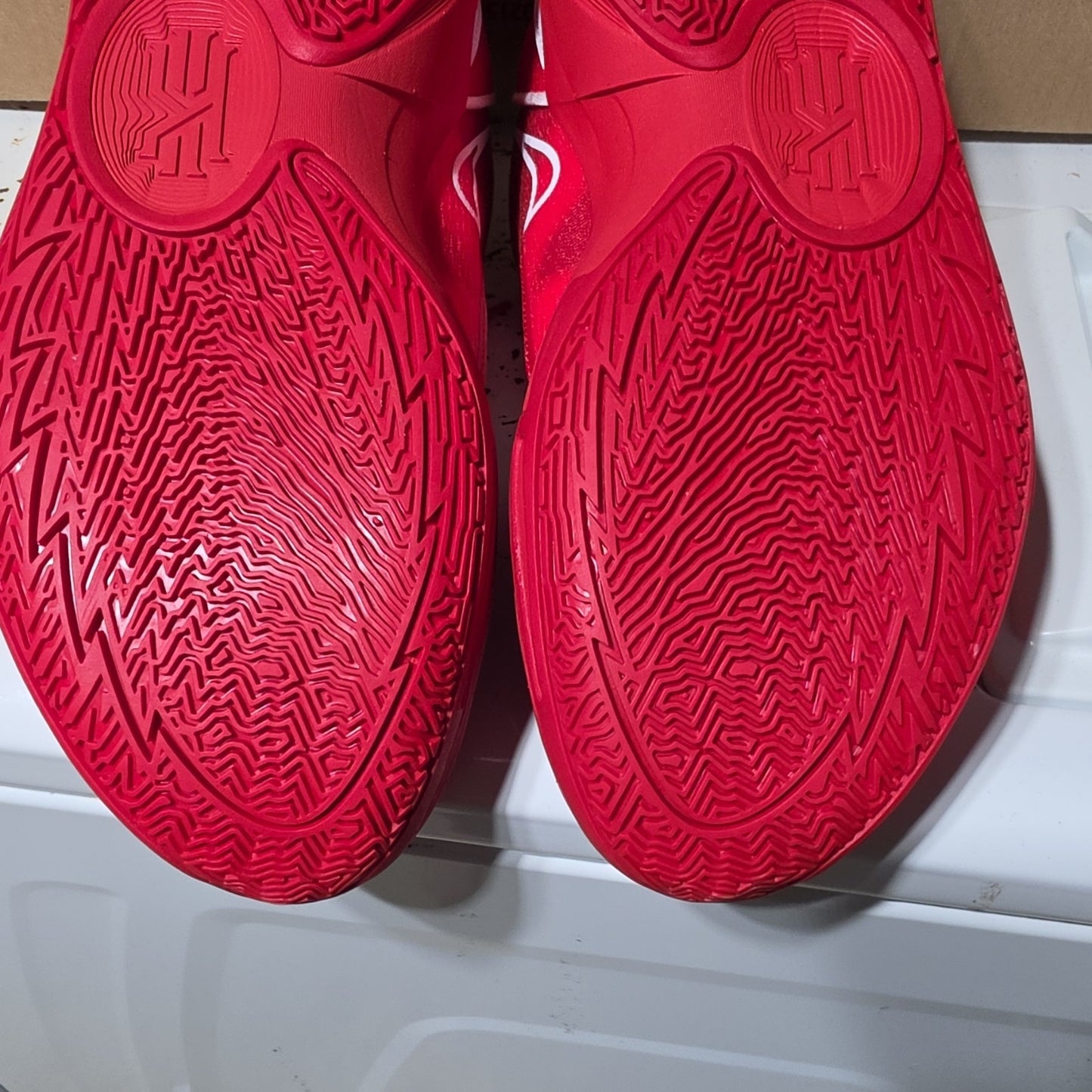 Nike Kyrie Low 5 TB Promo Univ Red/White Sneaker DX6651-602
