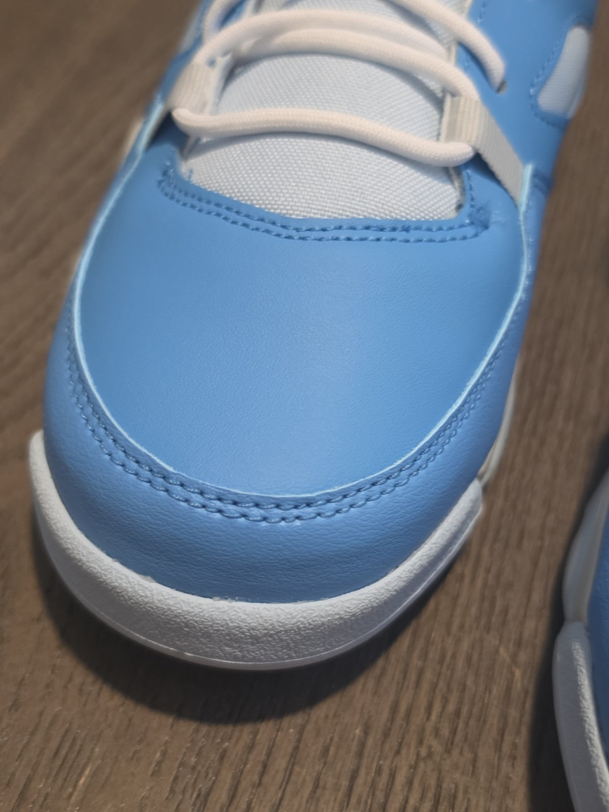 JORDAN FLTCLB 91 (GS)  Defect Is Missing LID
