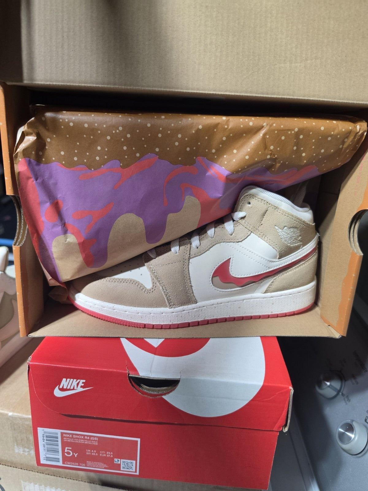 Nike Air Jordan 1 Mid SE (GS) Peanut Butter and Jelly Girls Size 5.5 NEW  BOX