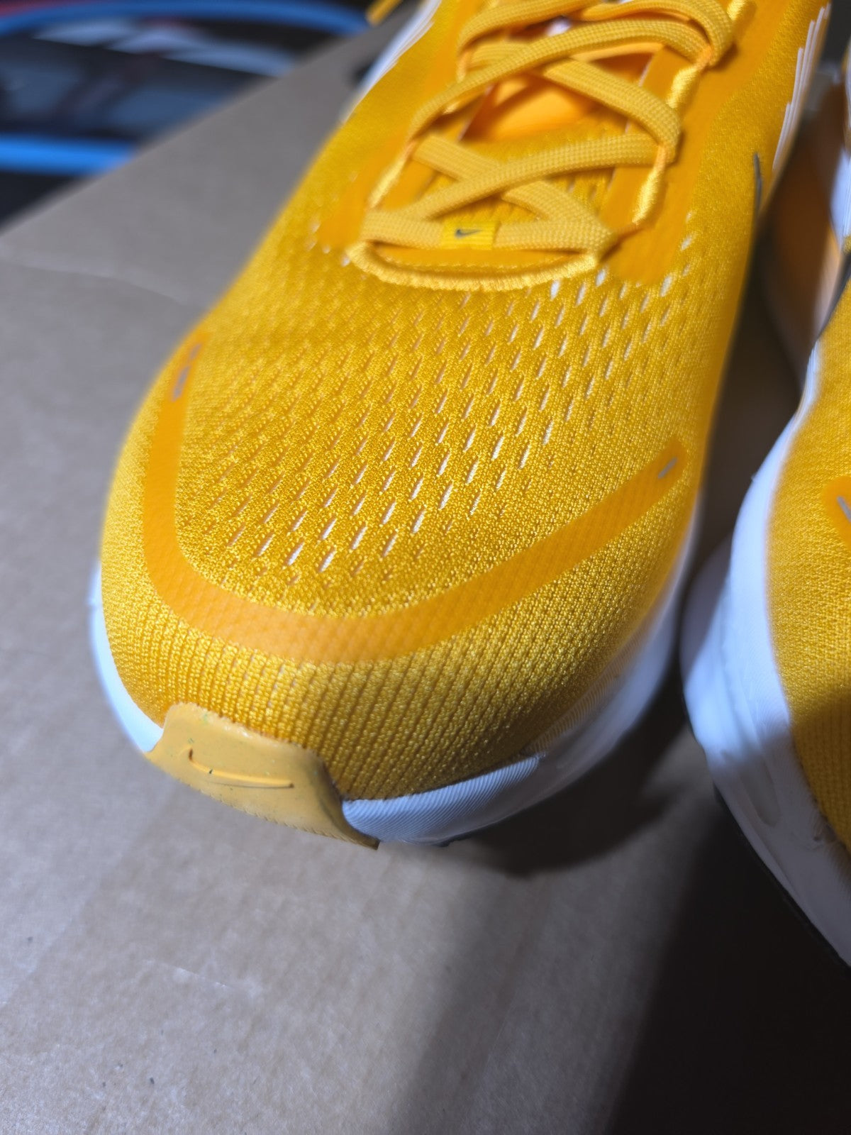 NIKE VOMERO 18 TB