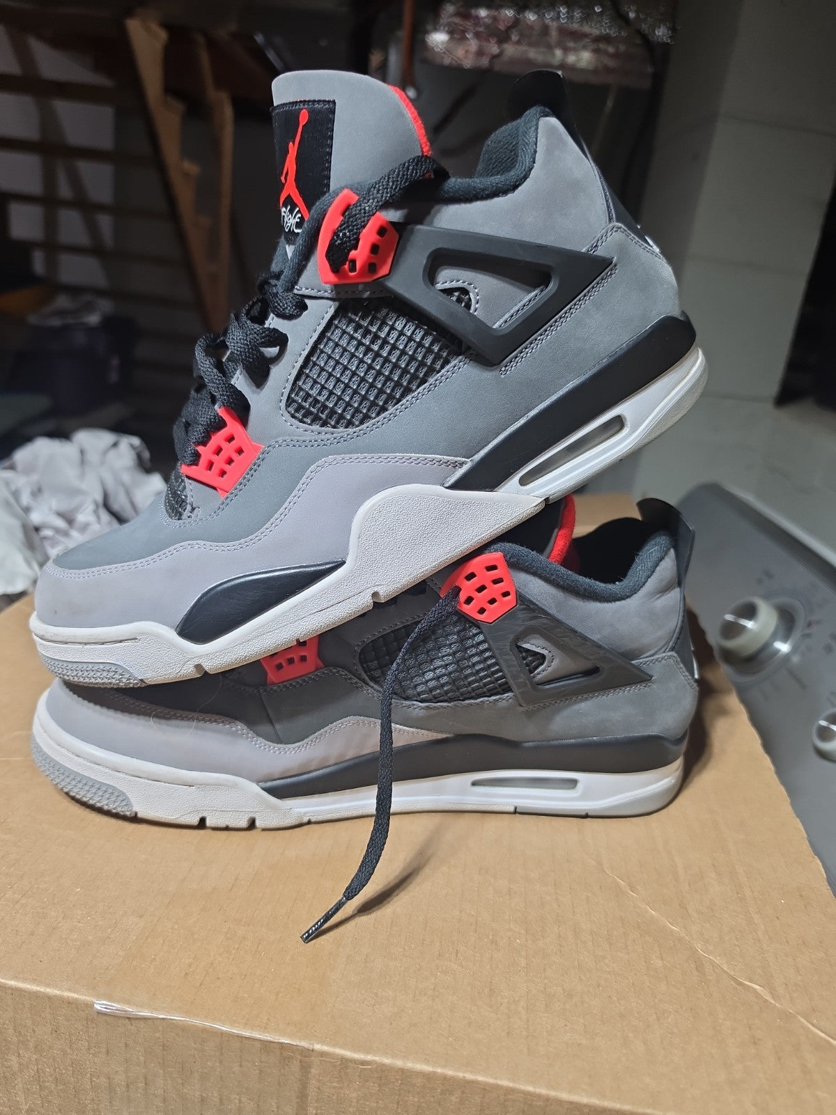 Size 13 - Jordan 4 Retro Mid Infrared
