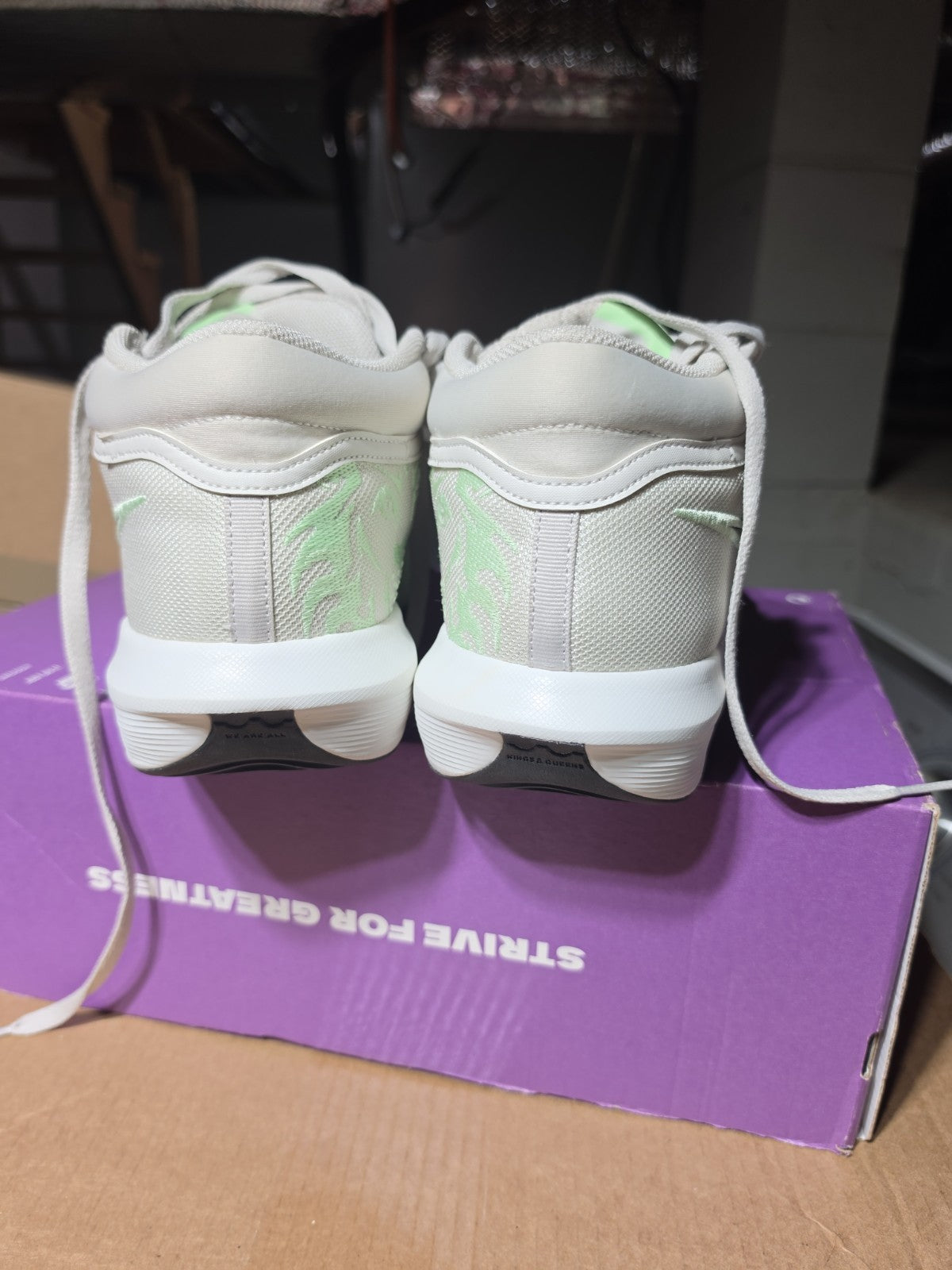 Size 14 - Nike LeBron Witness VIII Light Bone/Vapor Green/Swan/Anthracite