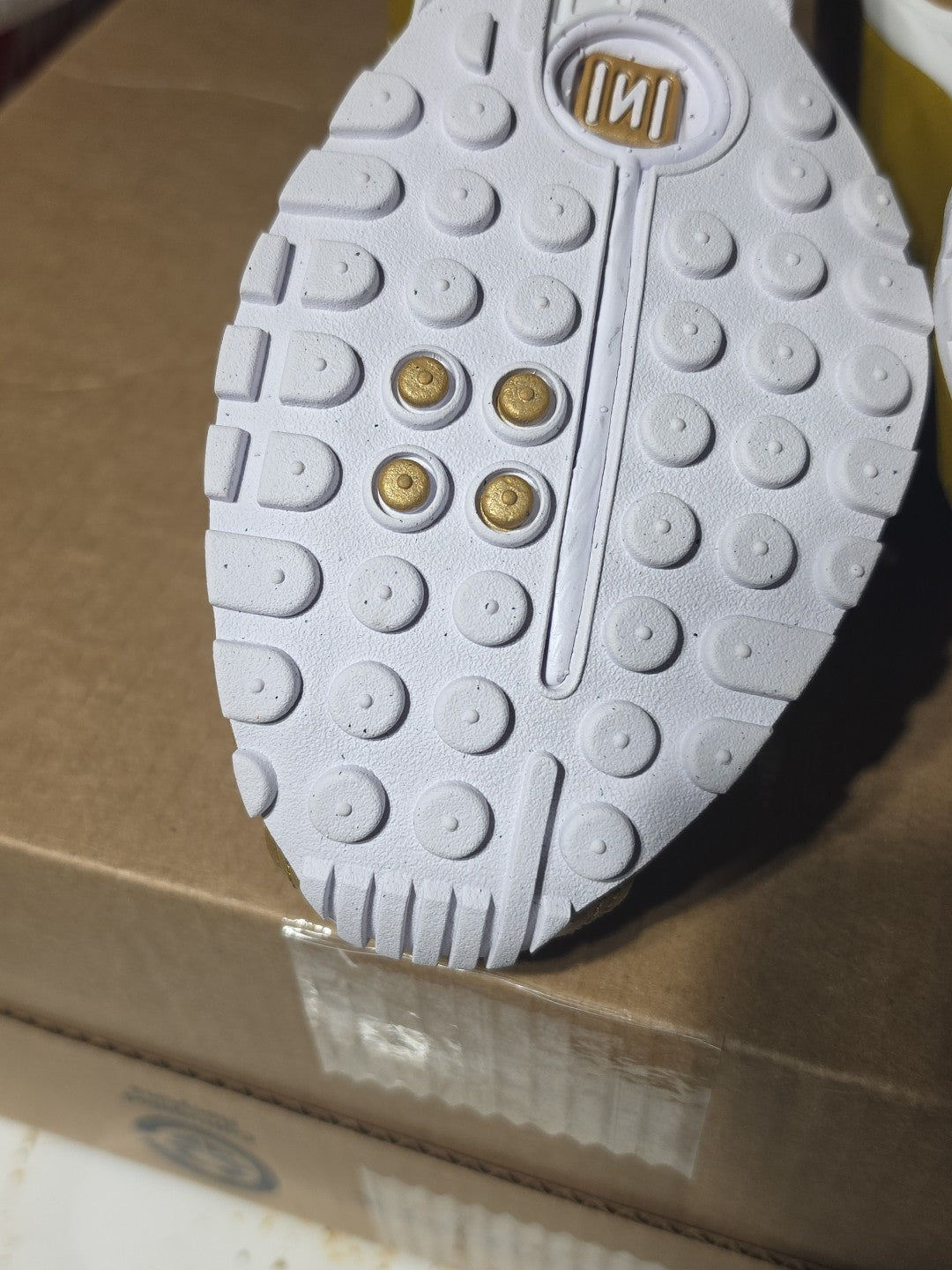 NIKE SHOX R4 (GS)