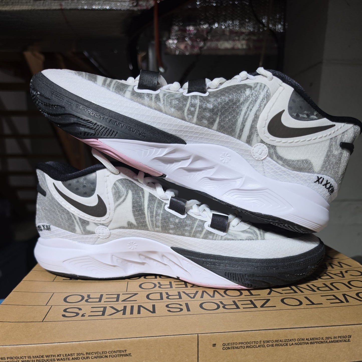 Nike Kyrie 8 White Black DJ6017-101 Basketball Sneaker Men’s 13  Open Box