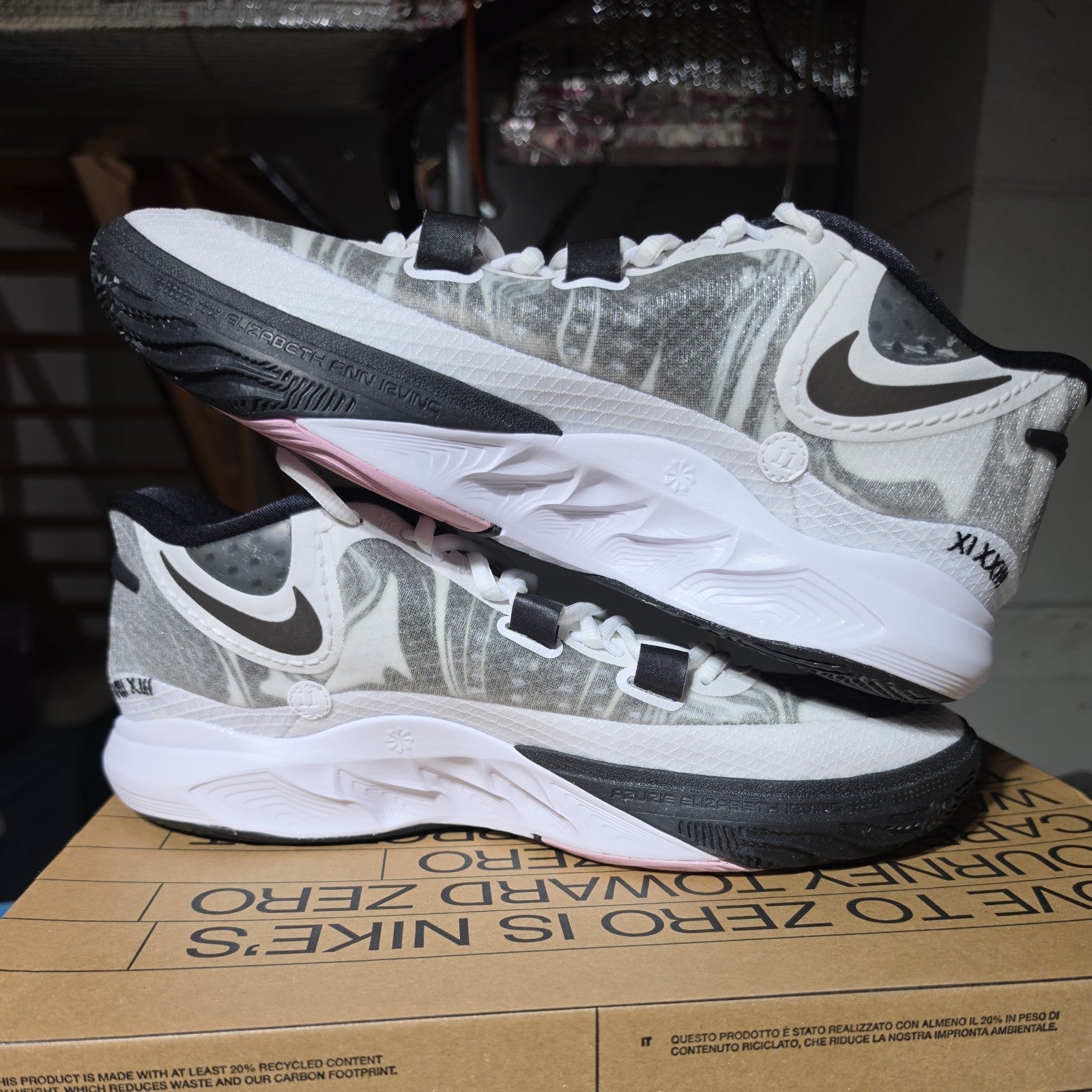 Nike Kyrie 8 White Black DJ6017-101 Basketball Sneaker Men’s 13  Open Box