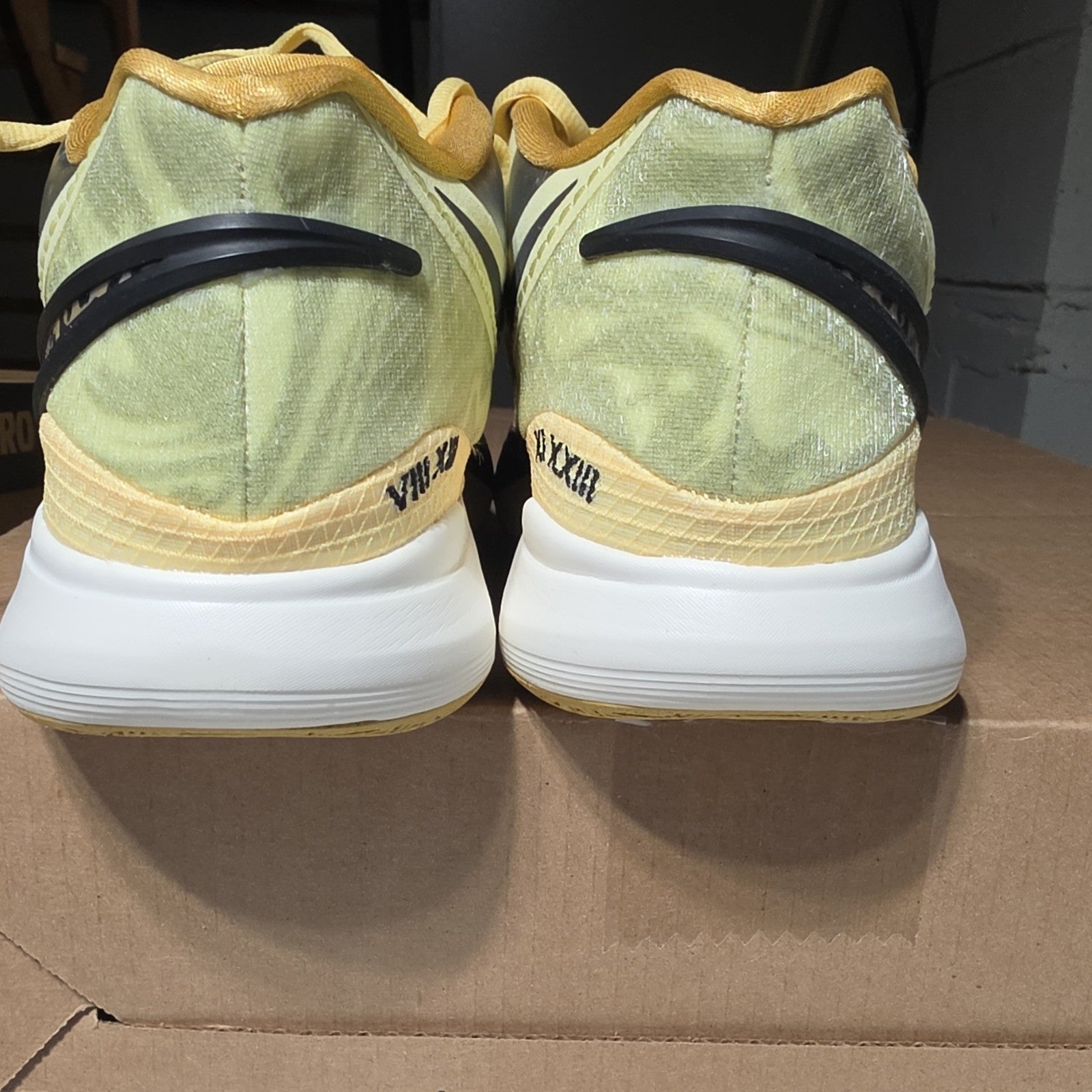 Nike Kyrie 8 Citron Tint Leopard Yellow Black Men's Basketball Shoes DJ6017-800