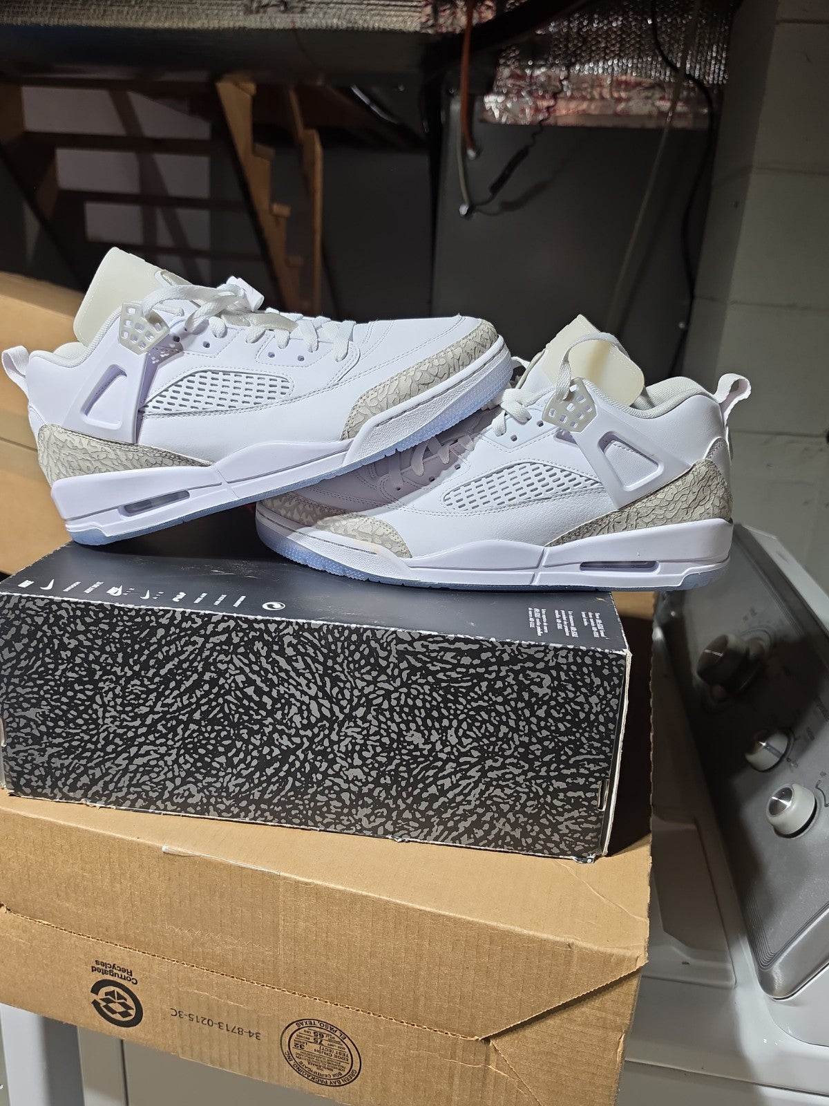 Size 13 - Air Jordan Spizike Low White Neutral Grey