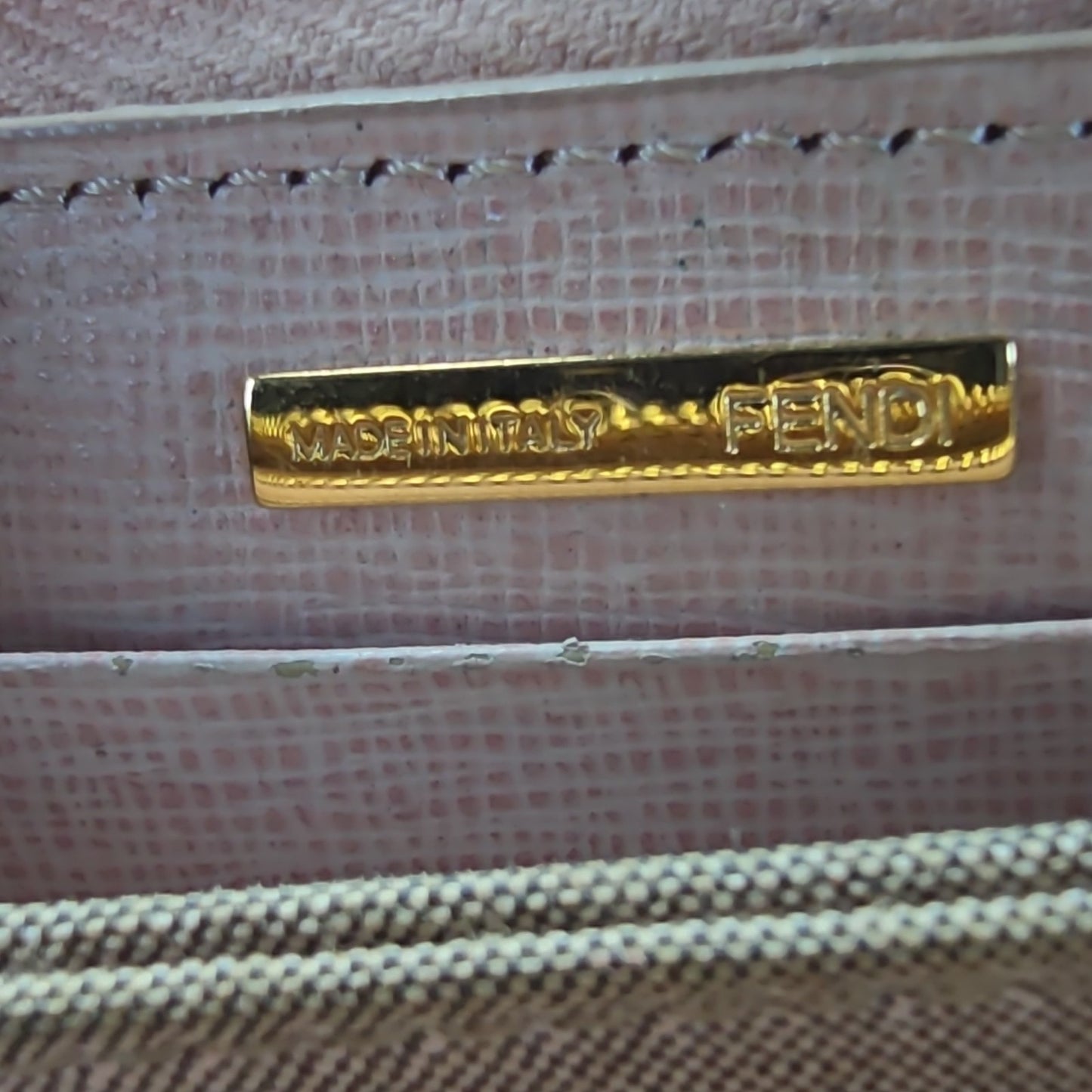 Fendi Pink Zip-Around Women's Wallet Credit Card Solid Logo