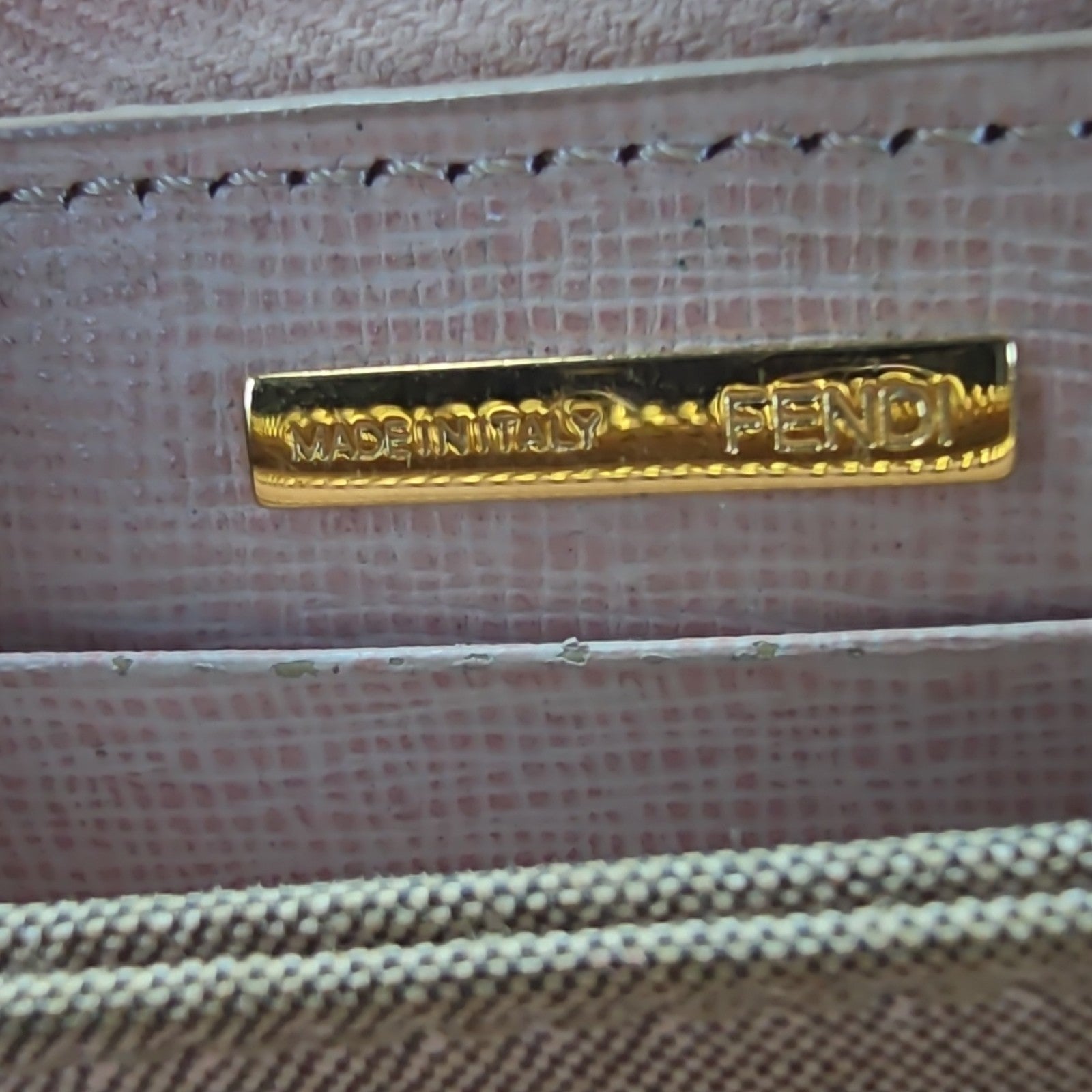 Fendi Pink Zip-Around Women's Wallet Credit Card Solid Logo