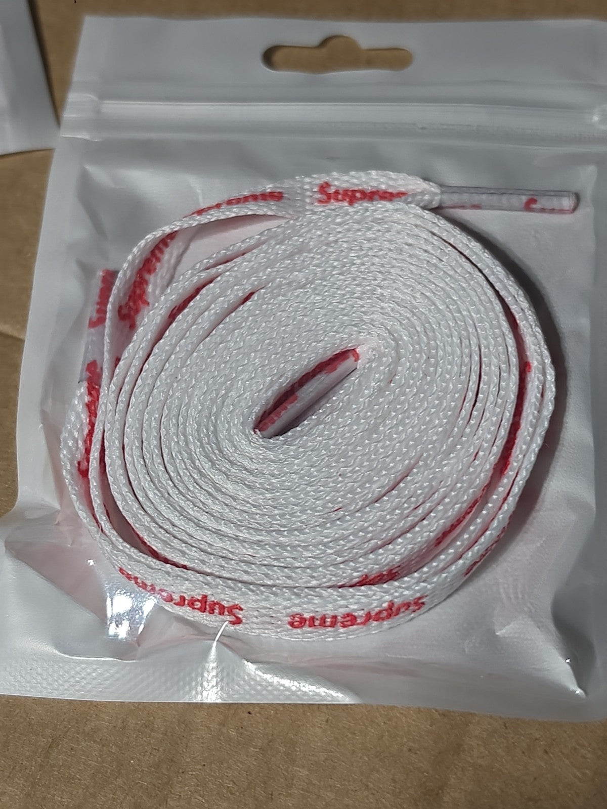 Supreme Laces 120cm WHITE RED LETTERS