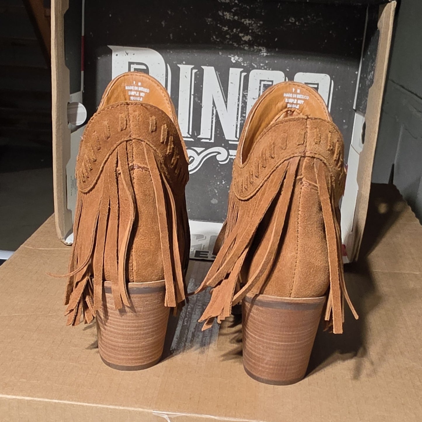 Dingo Brown Suede Fringe Western Ankle Boots Pointed Toe 7M Rare Sample Boot