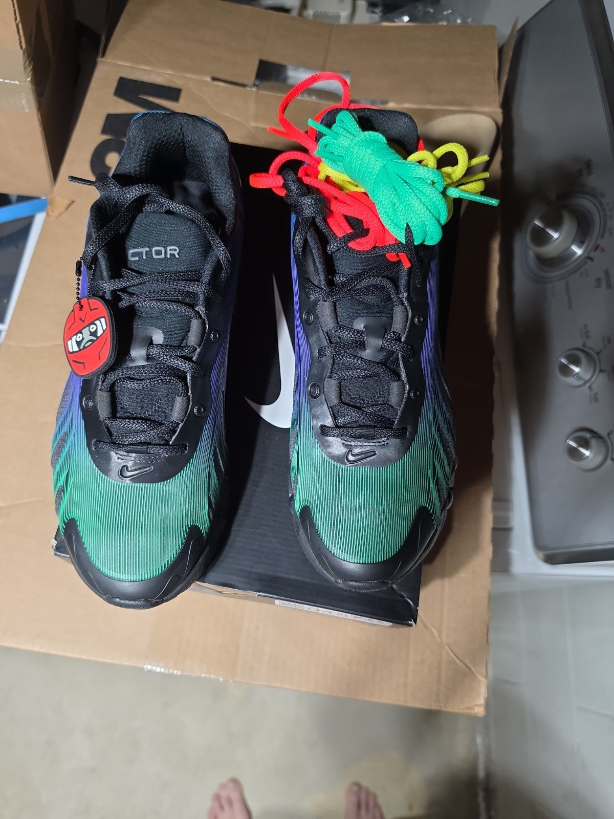 Size 10 - Victor Victor x Nike Air Max DN8 NYC