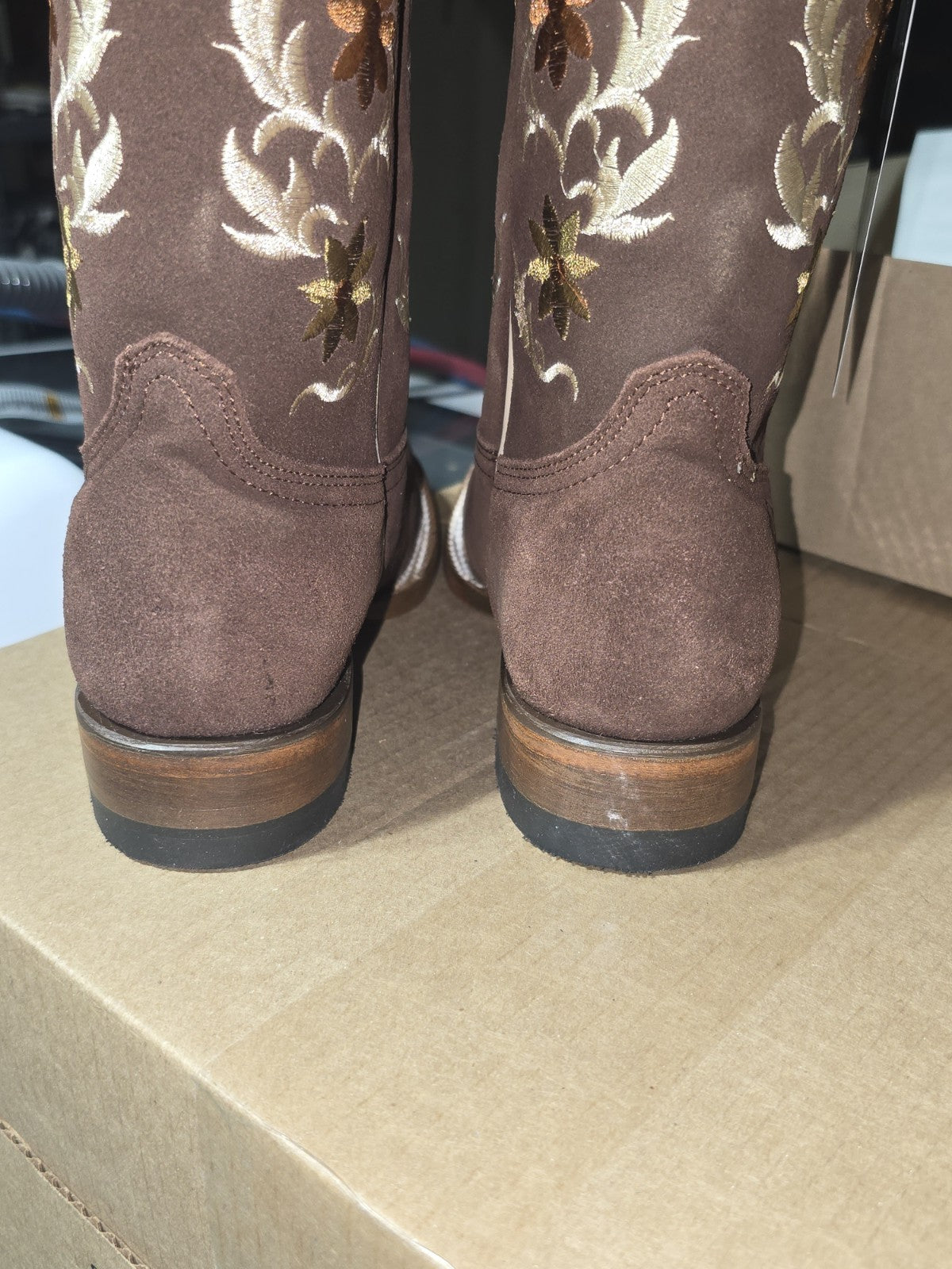Reyme Chocolate Suede Western Equestrian Boots US Size 7 MPN 043DR4