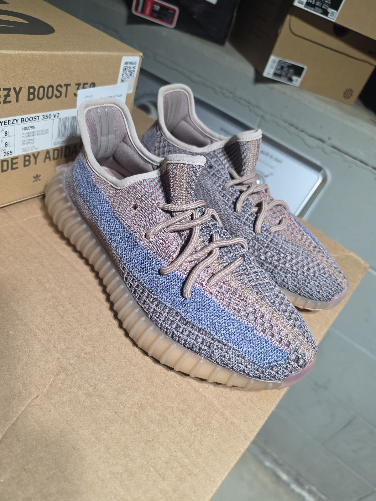 Size 9 - adidas Yeezy Boost 350 V2 Fade