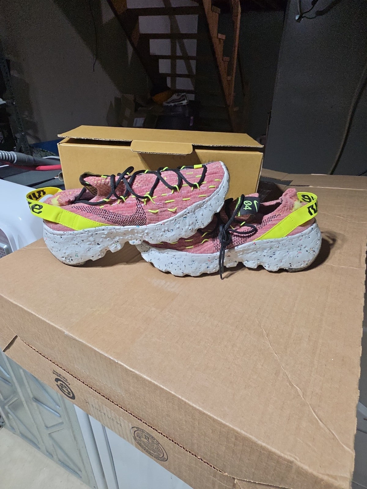Size 8 - Nike Space Hippie 04 Light Arctic Pink W