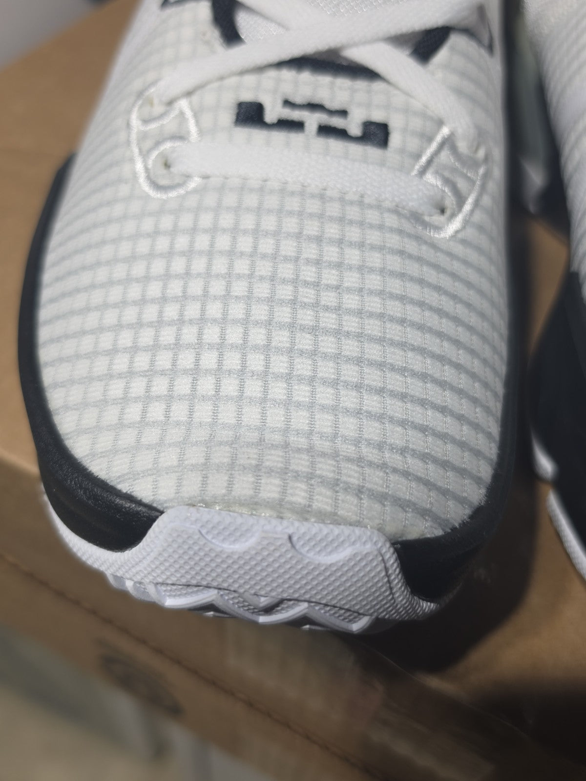 Size 13 - Nike LeBron Witness 7 TB White Black