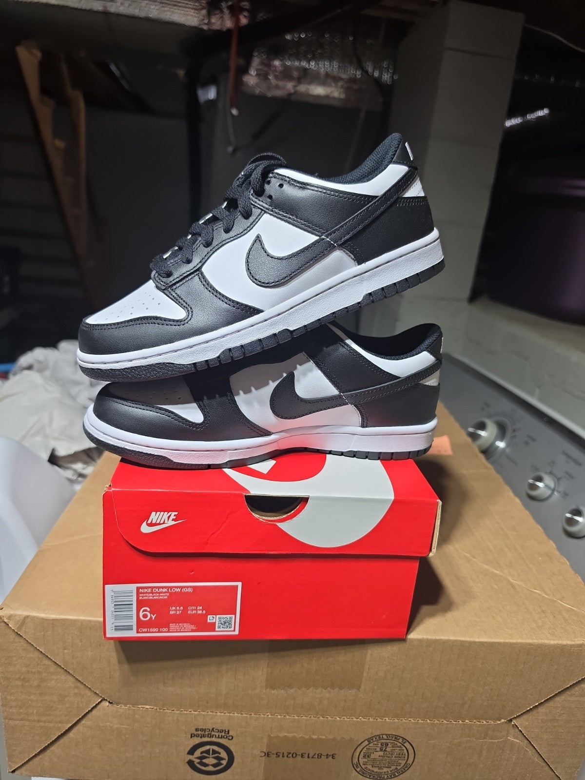 Dunk Low GS Panda Size 6Y