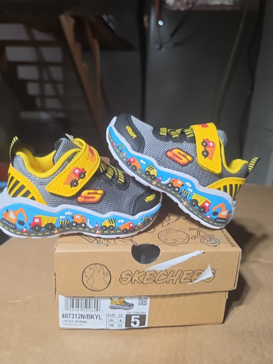SKECHERS TODDLER 5C