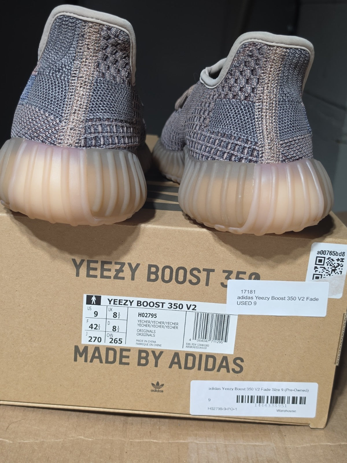 Size 9 - adidas Yeezy Boost 350 V2 Fade