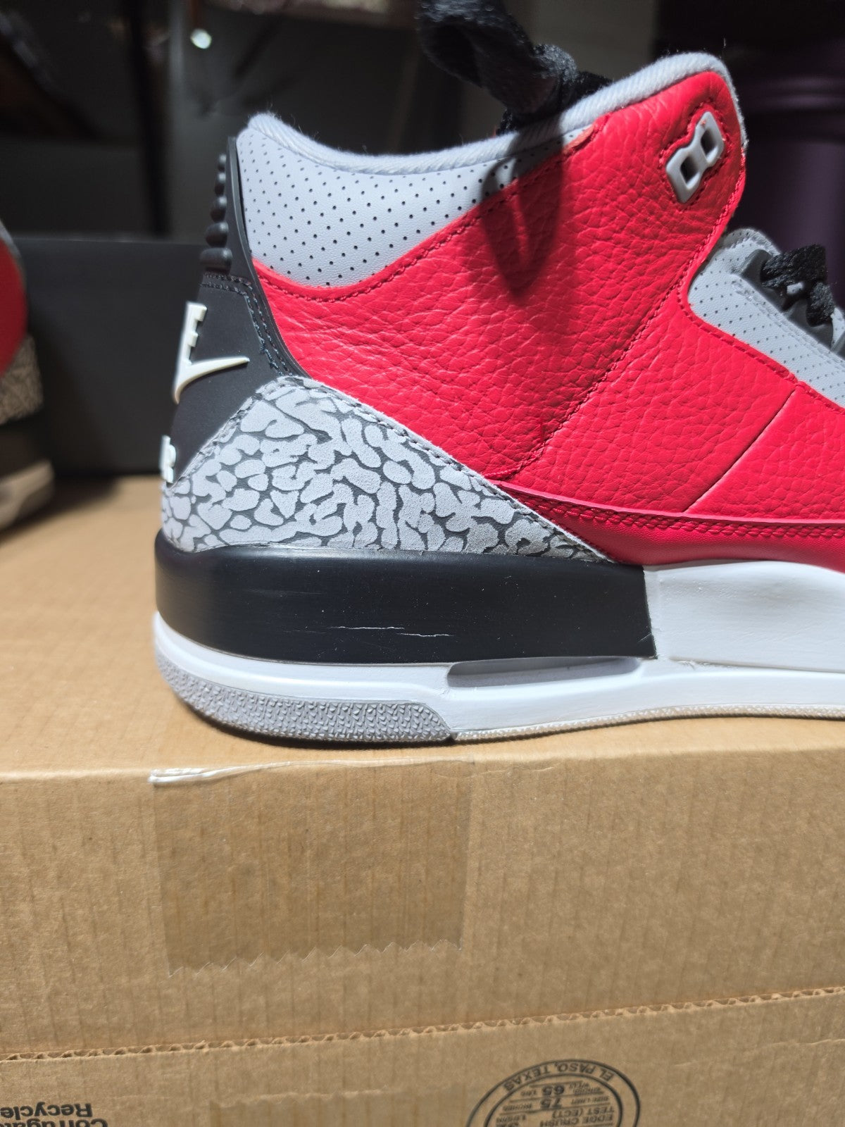 Size 13 - Jordan 3 Retro SE Mid Unite