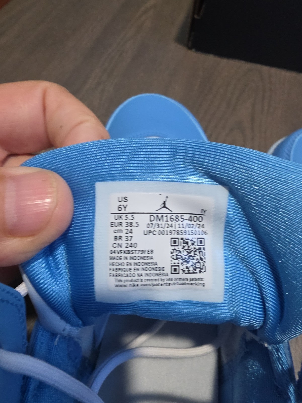 JORDAN FLTCLB 91 (GS)  Defect Is Missing LID