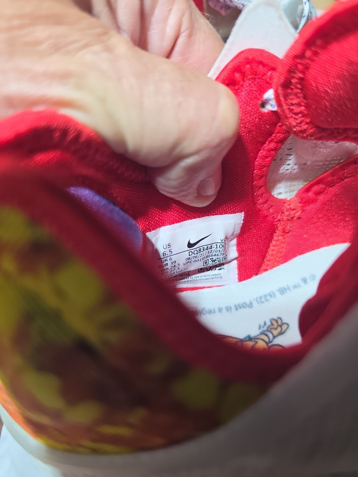 Size 6.5 - Flintstone x Nike LeBron 19 Low Magic Fruity Pebbles